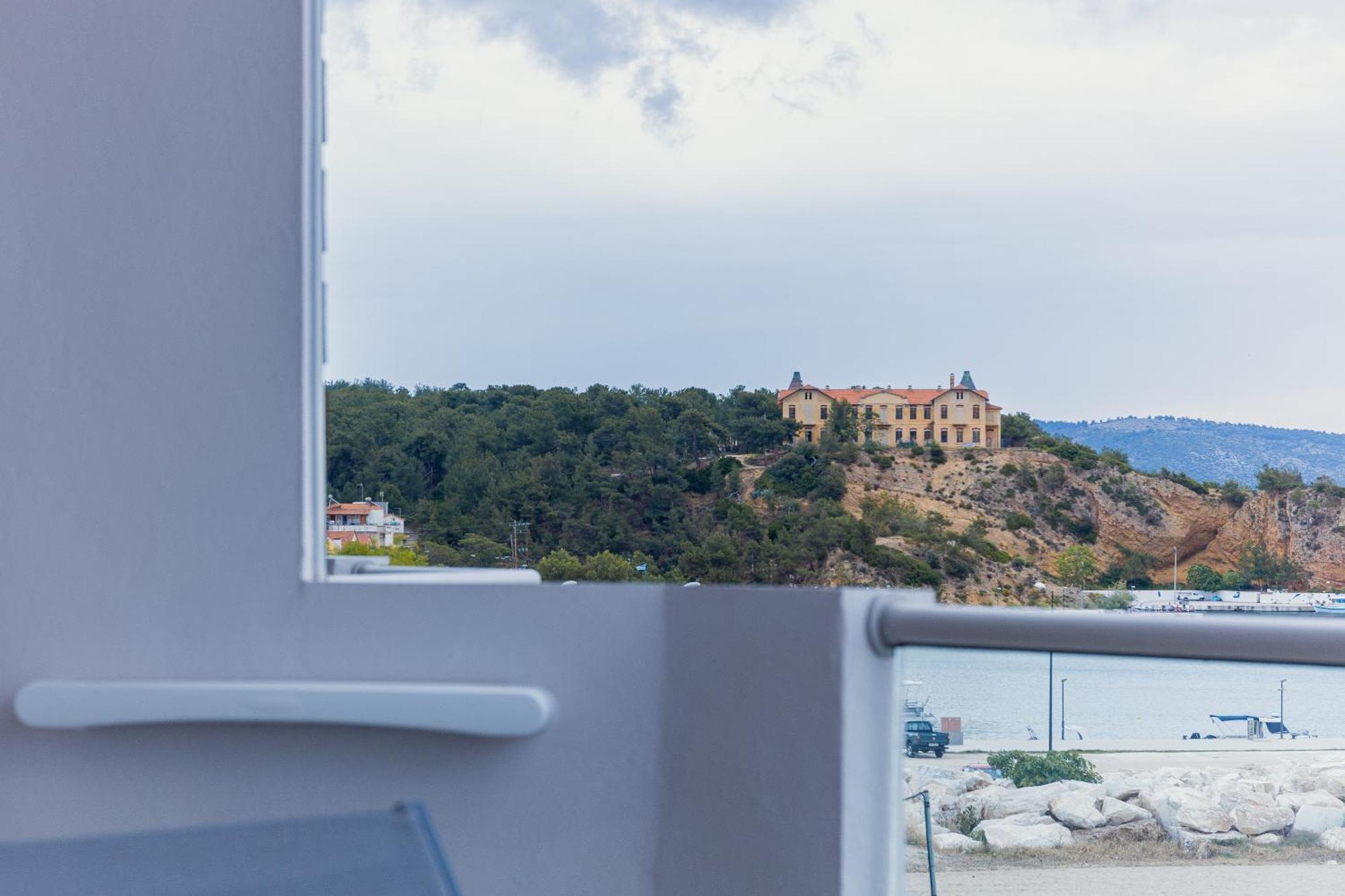 Anna Beach Suites Limenaria  Extérieur photo